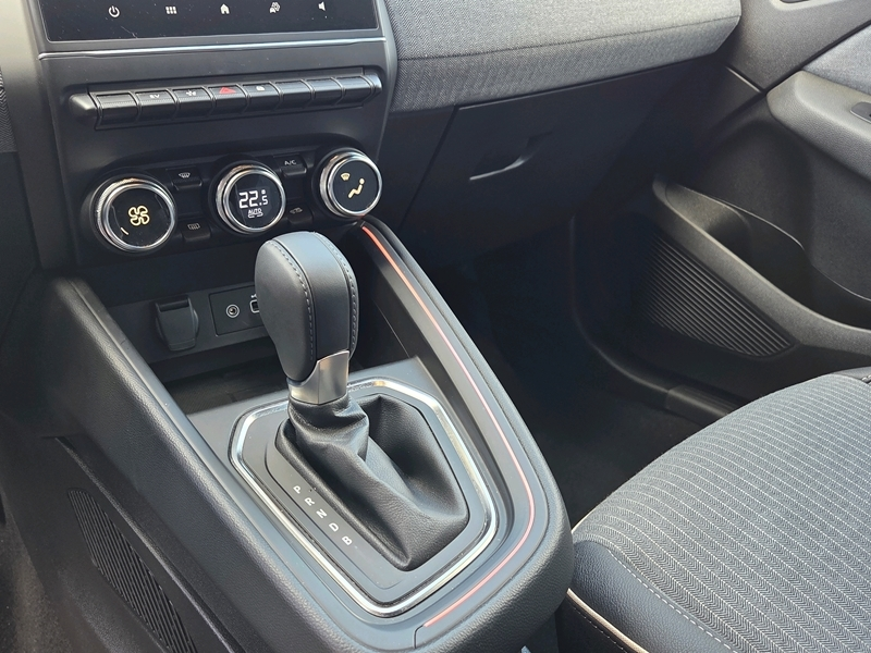 Photo 14 - Renault Clio V