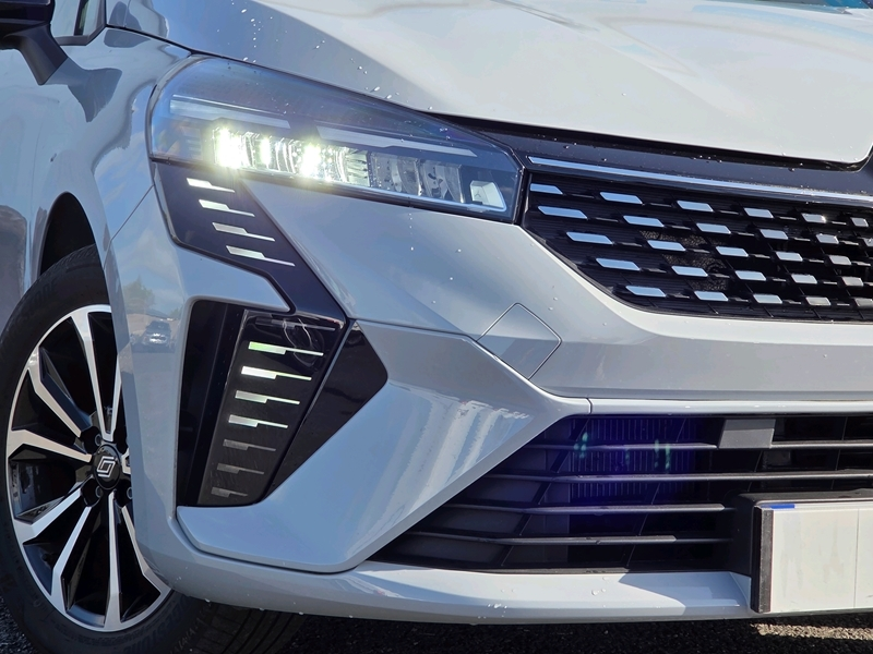 Photo 19 - Renault Clio V