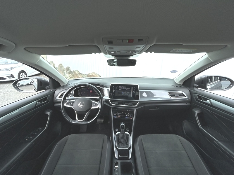 Photo 2 - Volkswagen T-Roc