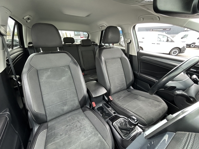 Photo 7 - Volkswagen T-Roc