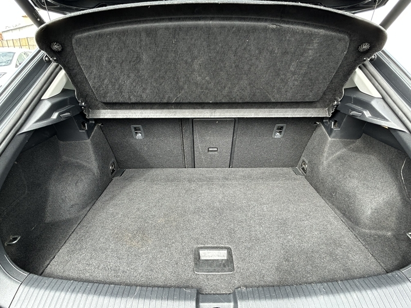 Photo 16 - Volkswagen T-Roc