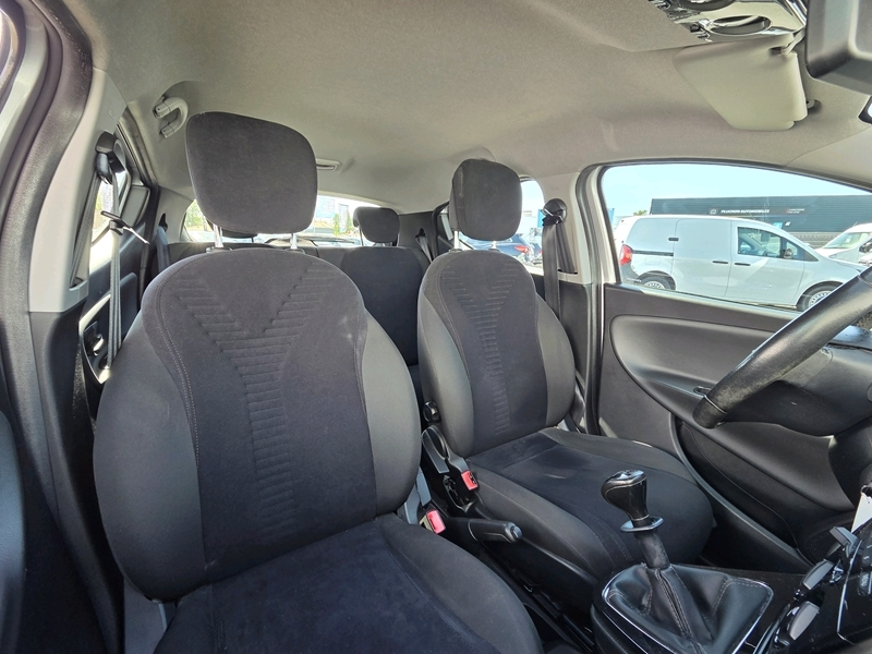 Photo 5 - Lancia Ypsilon