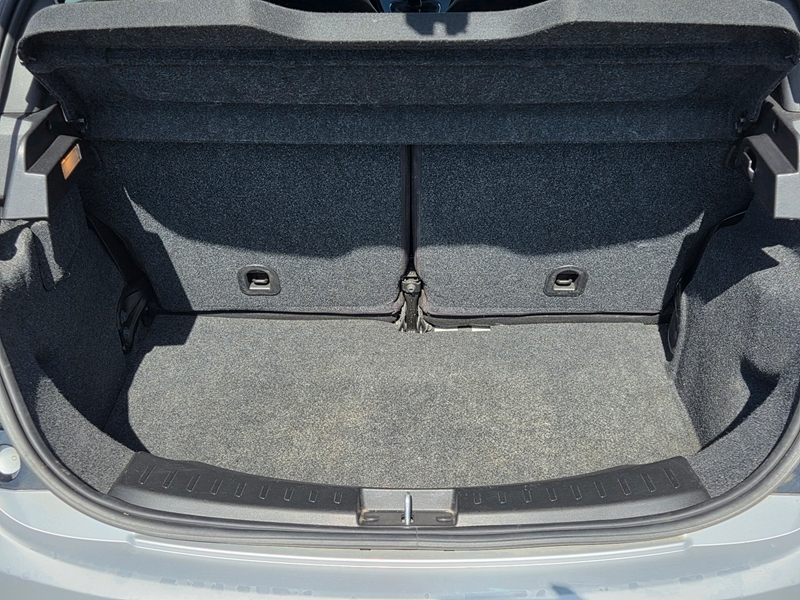 Photo 11 - Lancia Ypsilon