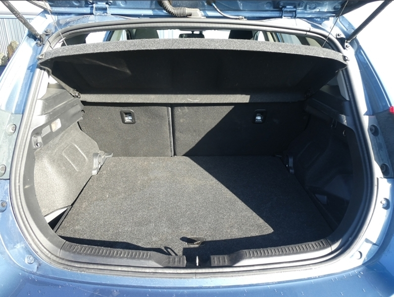 Photo 15 - Toyota Auris