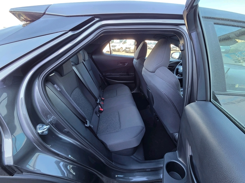 Photo 16 - Toyota C-HR