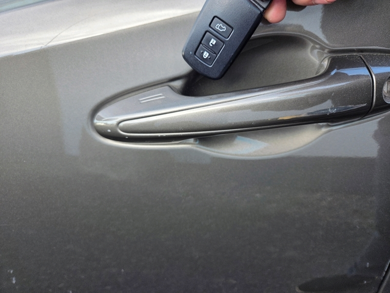 Photo 18 - Toyota RAV4