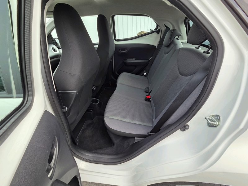 Photo 6 - Toyota Aygo