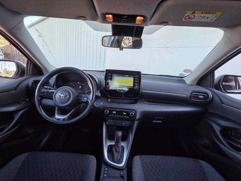 Toyota
                    Yaris