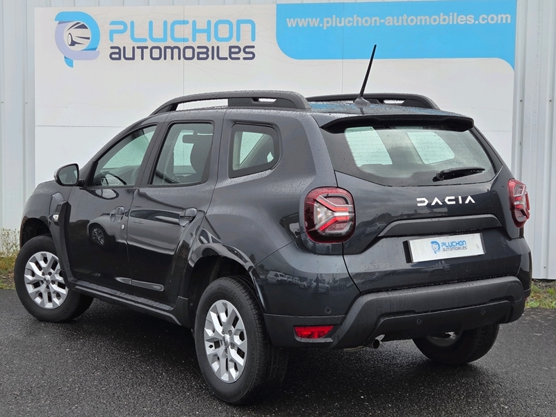 Photo 3 - Dacia Duster