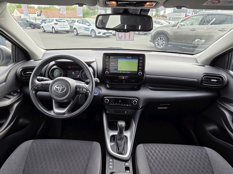 Toyota
                    Yaris