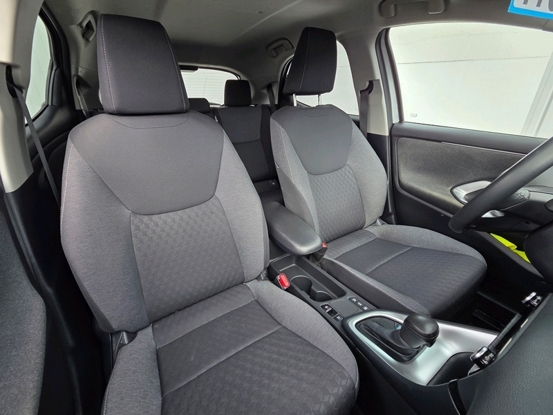 Photo 5 - Toyota Yaris
