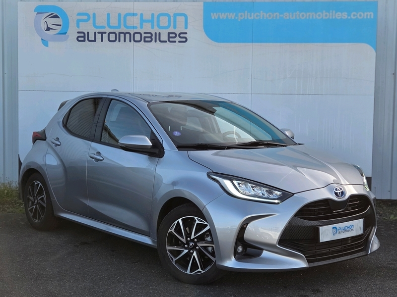 Toyota
                        Yaris