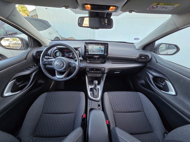 Toyota
                    Yaris