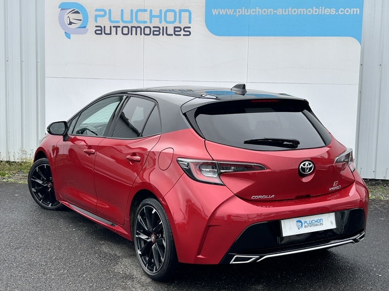 Photo 3 - Toyota Corolla