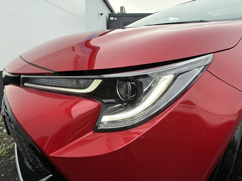 Photo 16 - Toyota Corolla