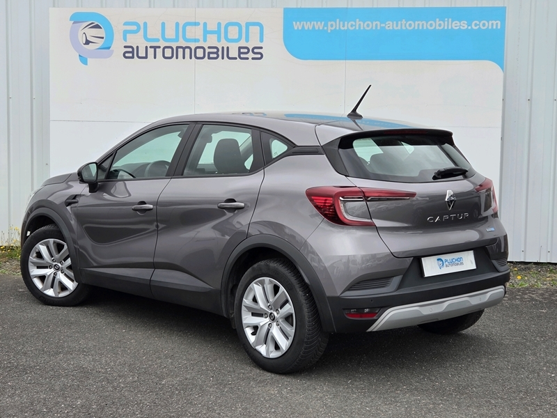 Renault
                    Captur II