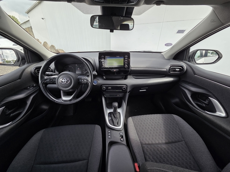 Photo 2 - Toyota Yaris