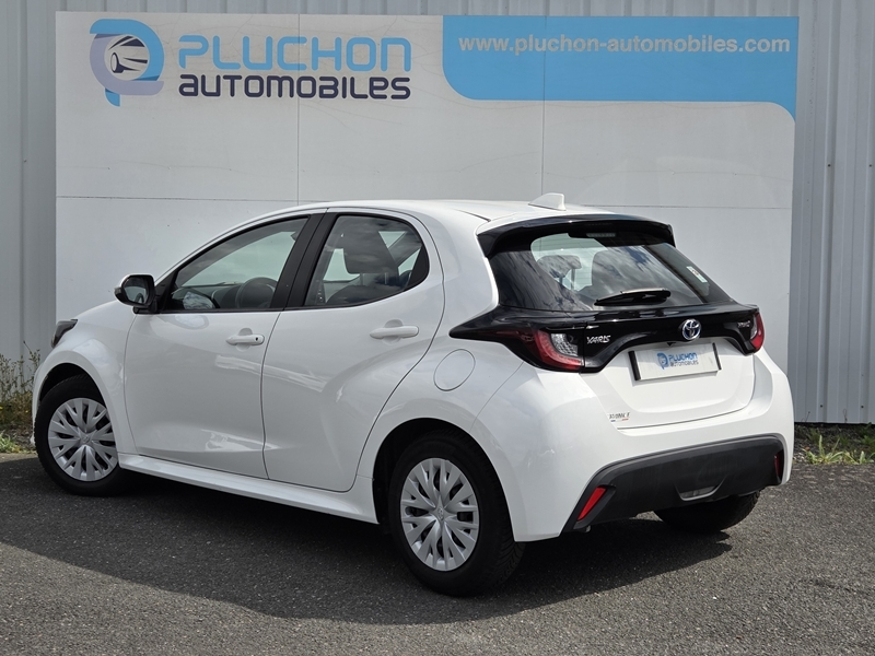 Photo 3 - Toyota Yaris