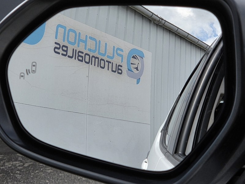 Photo 9 - Toyota Yaris