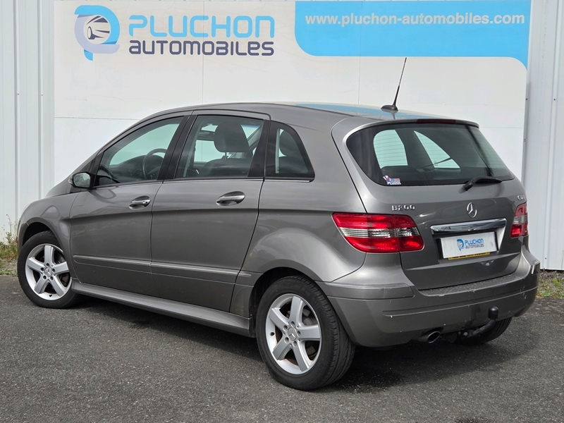 Mercedes
                    Classe B