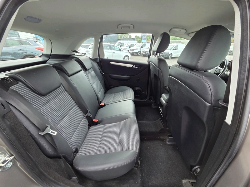 Photo 6 - Mercedes Classe B