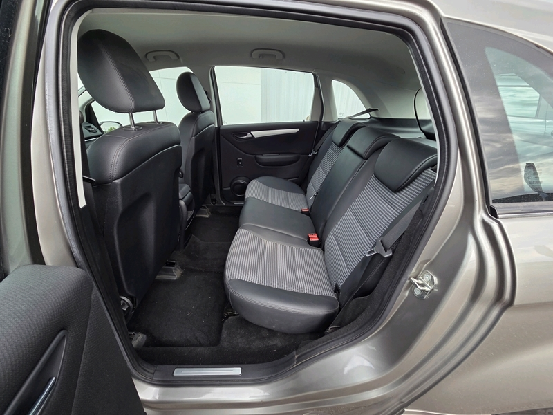Photo 7 - Mercedes Classe B