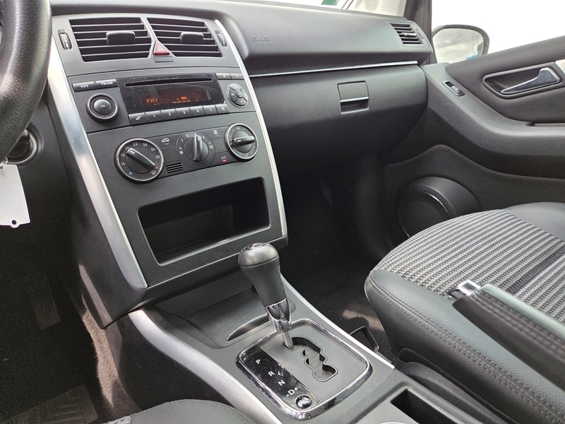 Photo 10 - Mercedes Classe B