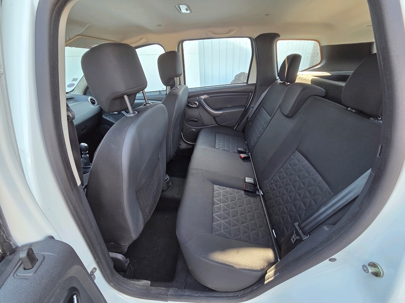 Photo 6 - Dacia Duster