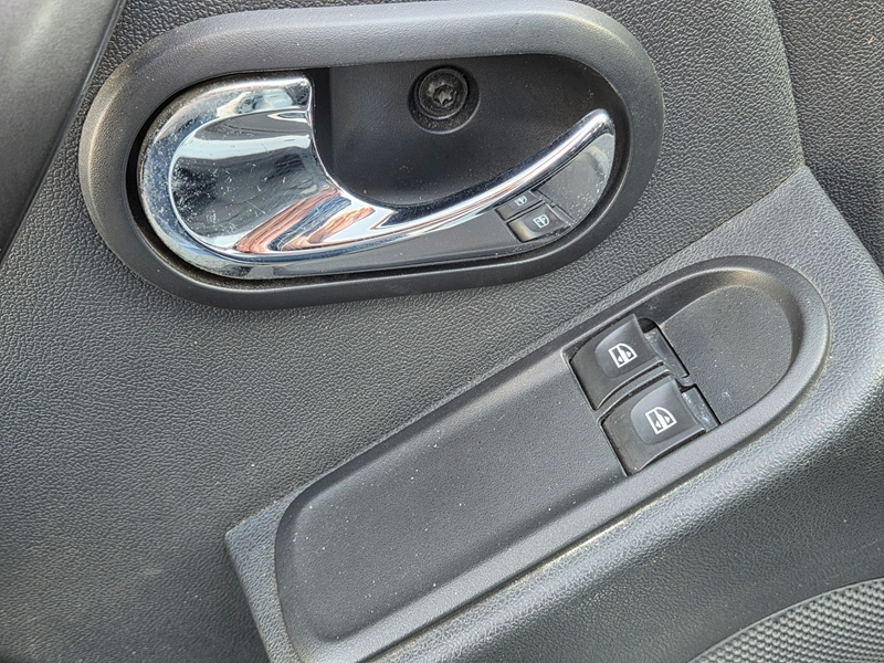 Photo 10 - Dacia Duster