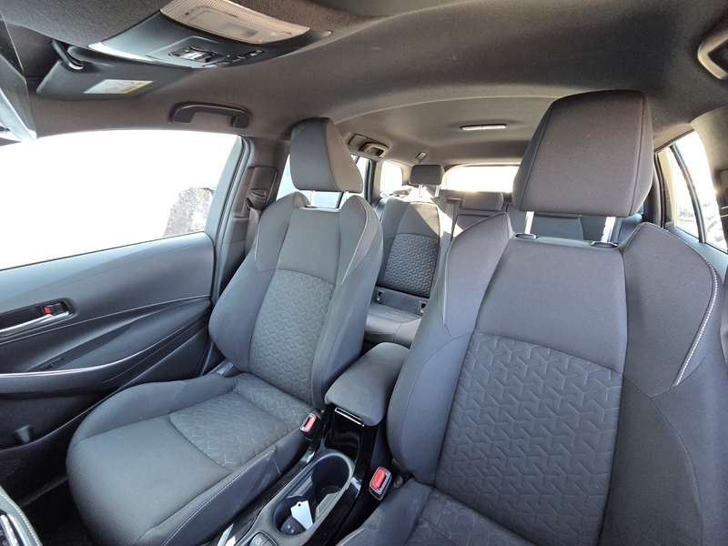 Photo 4 - Toyota Corolla Touring Spt