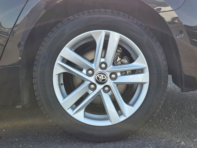 Photo 17 - Toyota Corolla Touring Spt