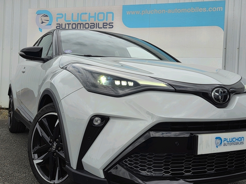Photo 18 - Toyota C-HR
