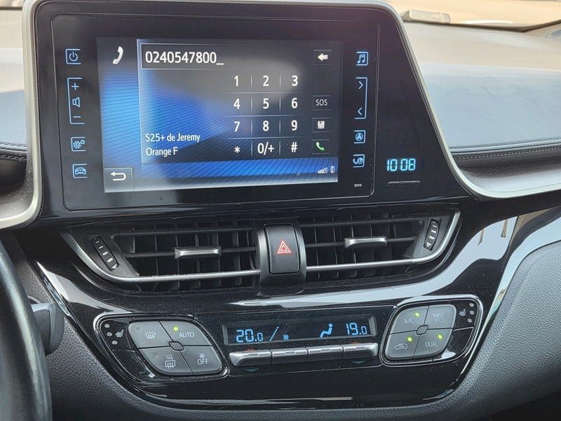 Photo 8 - Toyota C-HR