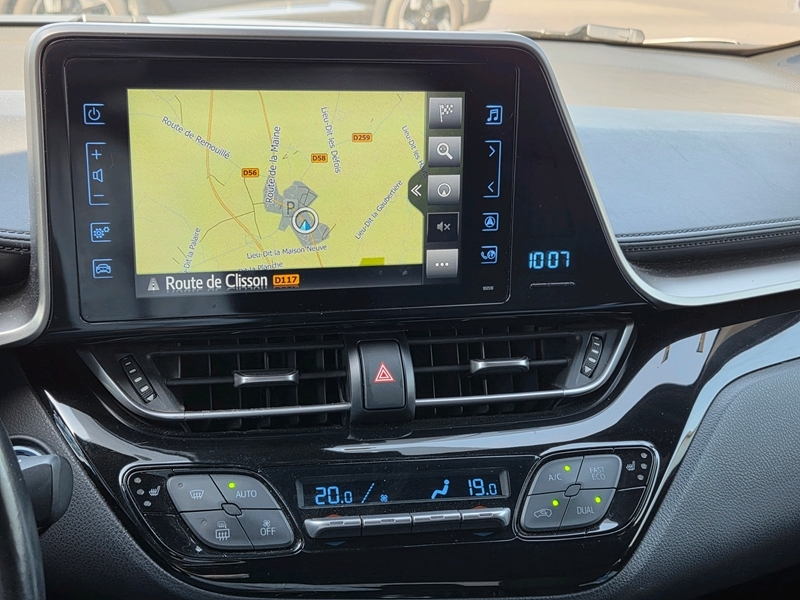 Photo 11 - Toyota C-HR
