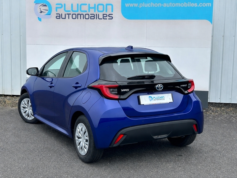 Photo 3 - Toyota Yaris