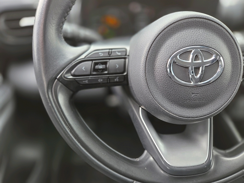 Photo 7 - Toyota Yaris