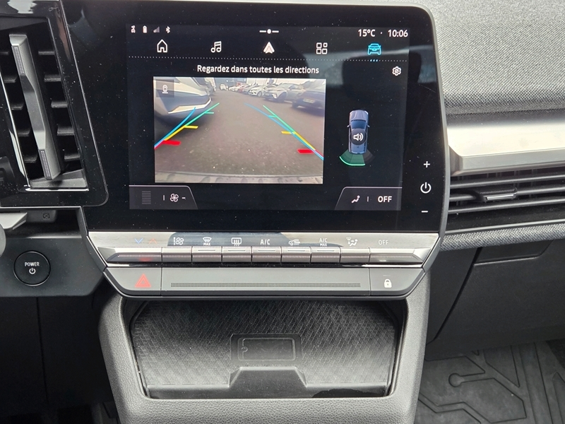 Photo 11 - Renault Megane V