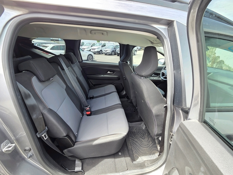 Photo 16 - Dacia Jogger
