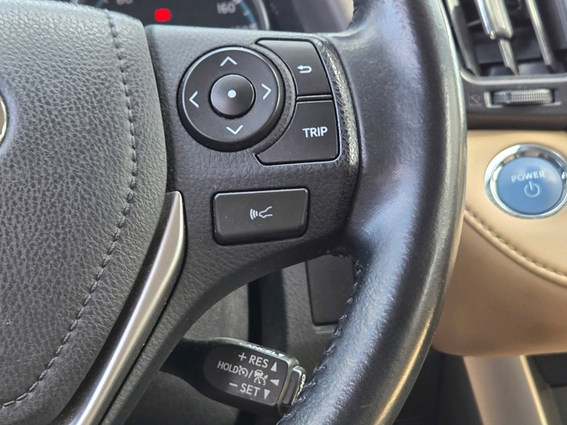 Photo 6 - Toyota RAV4
