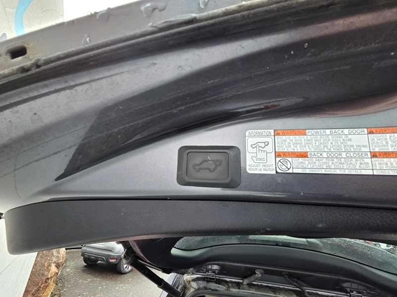 Photo 14 - Toyota RAV4