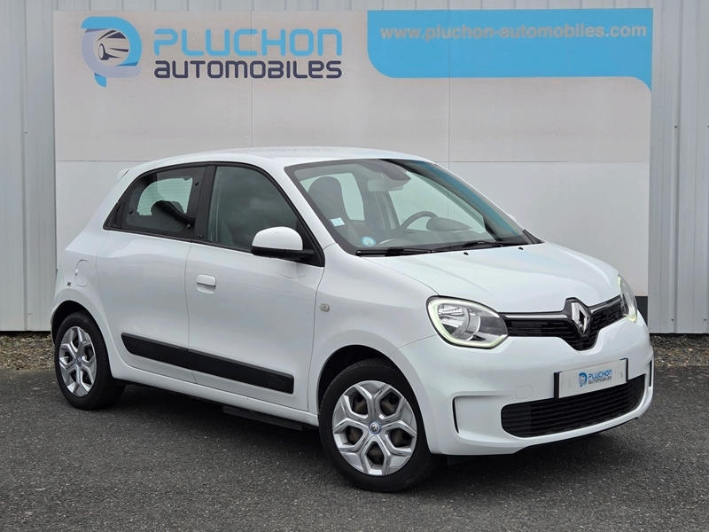 Renault
                        Twingo III