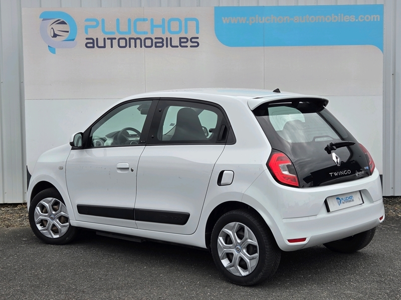 Renault
                    Twingo III