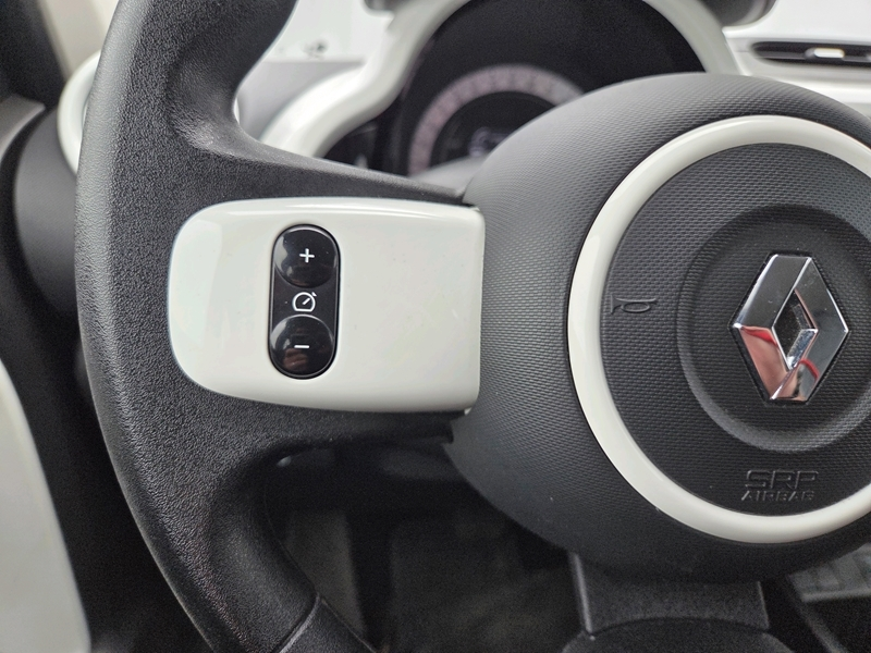 Photo 12 - Renault Twingo III