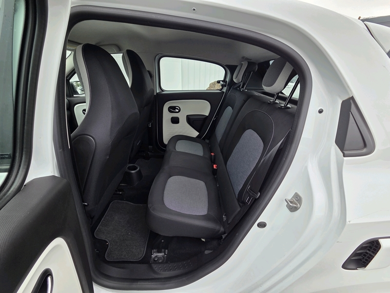 Photo 14 - Renault Twingo III