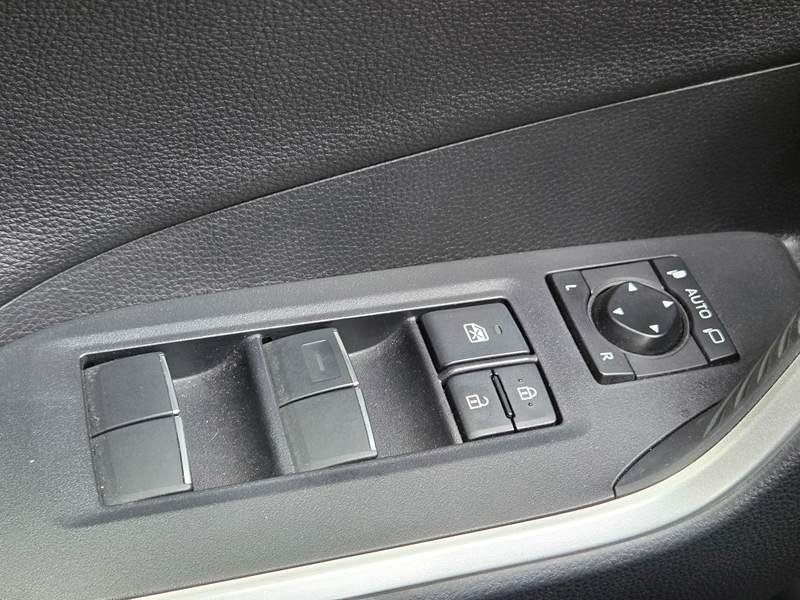Photo 20 - Toyota RAV4