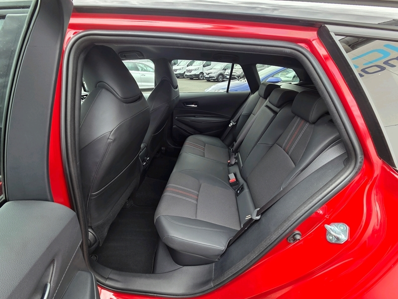 Photo 13 - Toyota Corolla Touring Spt
