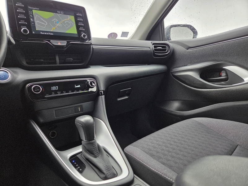 Photo 8 - Toyota Yaris