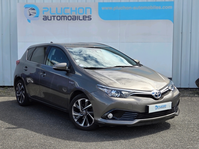 Toyota Auris - HSD 136H DesIGn