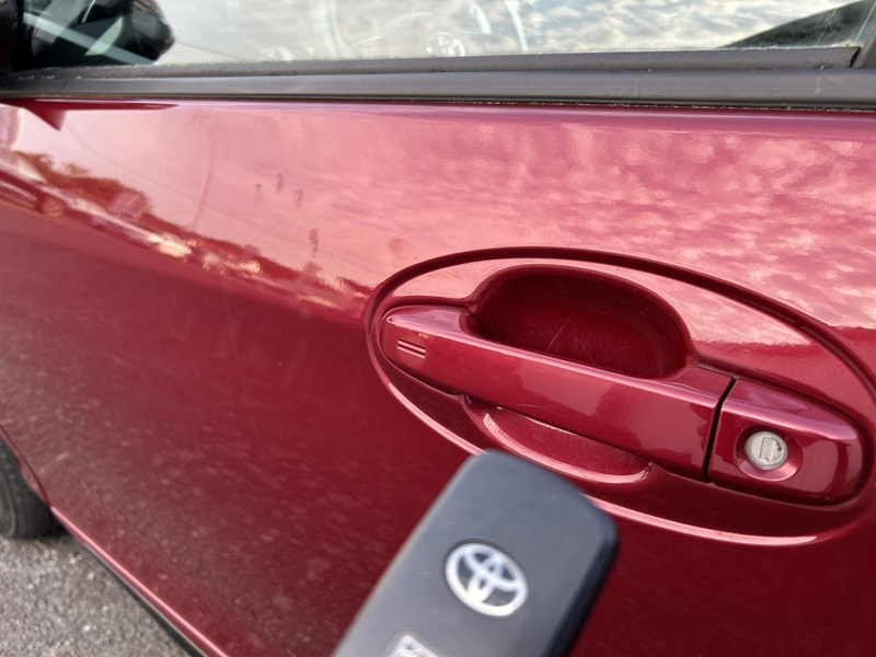 Photo 4 - Toyota Yaris