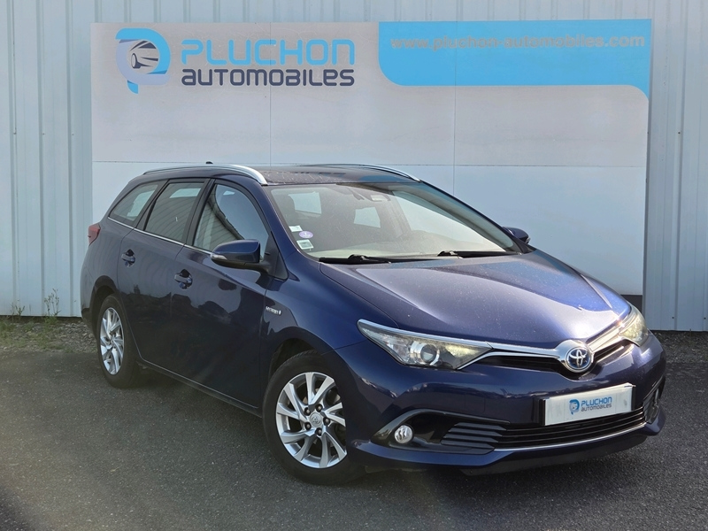 Toyota
                        Auris Touring Sports
